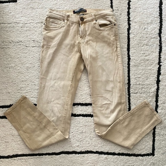 URBAN OUTFITTERS Tan Cigarette Mid Rise Jeans - Picture 2 of 5
